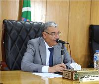 محافظ المنيا يناقش تنفيذ مشروعات المبادرة الرئاسية «حياة كريمة»