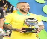 مدرب البرازيل يكشف أسباب اختيار ألفيش في قائمة كأس العالم