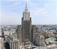 روسيا تستدعي سفير لاتفيا على خلفية «هدم النصب السوفيتية»