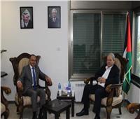 سفير مصر برام الله يلتقي رئيس المجلس الوطني الفلسطيني   