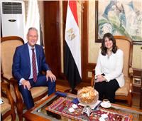 وزيرة الهجرة: نعمل على تذليل كافة العقبات التي تواجه المصريين بالخارج