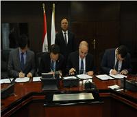وزير النقل يشهد توقيع مذكرة تفاهم بشأن المنطقة اللوجستية بميناء الإسكندرية
