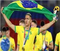 مدرب منتخب البرازيل يصف الفوز على صربيا بالمهم