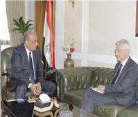 وزير قطاع الأعمال يبحث مع سفير فرنسا بالقاهرة تعزيز التعاون الاقتصادي والاستثماري