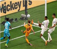 هولندا يهزم قطر بثنائية ويصعد لدور الـ 16 من مونديال 2022