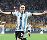 ألفاريز يمنح الأرجنتين الهدف الثاني على أستراليا بكأس العالم 2022 | فيديو
