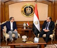 وزير الصناعة يبحث مع ديور الفرنسية خططها للتواجد بالسوق المصري