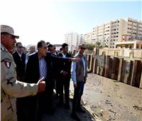 رئيس الوزراء يتفقد مساكن «مدينة 24 أكتوبر» المطورة بحي فيصل بالسويس