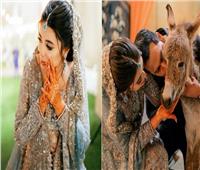 عريس باكستاني يفاجئ زوجته ليلة الزفاف بهدية غير تقليدية!
