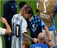 مودريتش بعد الخسارة أمام الأرجنتين: أتمنى تتويج ميسي بكأس العالم