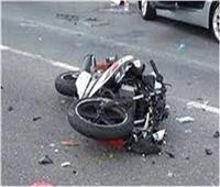 مصرع طالب وإصابة آخر في تصادم سيارة نقل ودراجة نارية بالبحيرة 