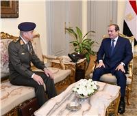 الرئيس السيسي يستقبل القائد العام للقوات المسلحة وزير الدفاع والإنتاج الحربي
