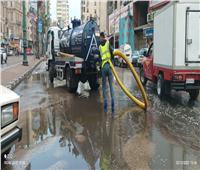 جهود مكثفة لرفع أثار الأمطار بمدينة طنطا بالغربية| صور