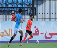 الدوري المصري| انطلاق مباراة غزل المحلة وفاركو
