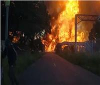 مقتل 8 وإصابة 50 آخرين بانفجار شاحنة وقود في جنوب أفريقيا