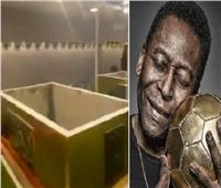 تابوت مطلي بالذهب يحتضن جثمان «بيليه» بأعلى ‎مقبرة عمودية في العالم