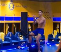 رونالدو يتجه لصالة «الجيم» خلال مباراة النصر والطائي | فيديو