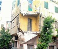 ترميم وإزالة على «الورق» | عقارات الإسكندرية تبدأ «موسم الانهيار»