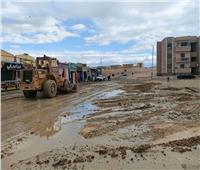 إزالة آثار مياه الأمطار بشوارع مدينة طور سيناء بعد تعرضها لسقوط أمطار