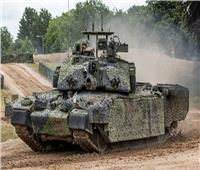 من طراز تشالنجر ٢.. بريطانيا تدرس تزويد أوكرانيا بدبابات قتالية