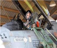 «سبأ ذنيبات» ​​أول امرأة أردنية تطير منفردة بطائرة F-16