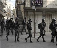 الشرطة الإسرائيلية تعتقل عشرات الفلسطينيين وترفع التأهب لأعلى مستوى