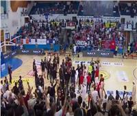 مشادة عنيفة في بطولة دبي لكرة السلة بين دينامو اللبناني والإفريقي التونسي | شاهد