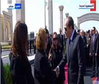 الرئيس السيسي يقدم التعازي لأسرة الدكتور شريف إسماعيل