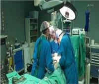 مستشفى سوهاج الجامعي تجري جراحة نادرة لإنقاذ فتاة من الشلل الرباعي
