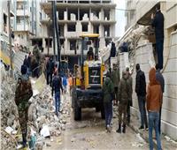 الجيش الروسي يشارك بعمليات رفع الأنقاض في مدينة جبلة السورية