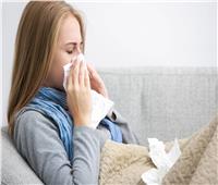 أستاذ فيروسات يوضح الفرق بين «الزكام وكورونا والإنفلونزا»