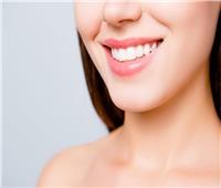 لابتسامة جذابة.. 5 نصائح لمساعدتك في الحفاظ على صحة اللثة          