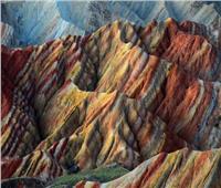 بـ«ألوان الطيف».. شاهد أجمل الجبال الملونة في العالم