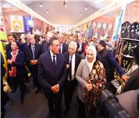 وزير التنمية المحلية يشارك في افتتاح معرض «ديارنا» للحرف اليدوية والتراثية