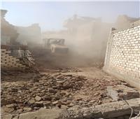 انهيار 5 منازل في نجع حمادي دون إصابات | صور