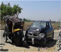 إصابة 5 أشخاص في حادث تصادم سيارة بتوكتوك في طريق الواحات