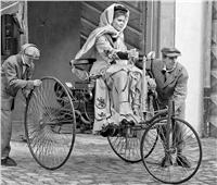 «بيرتا بنز».. أول سيدة تقود سيارة بالمحرك في التاريخ