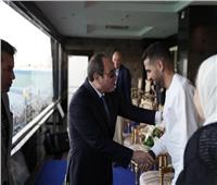 الرئيس السيسي يلبى رغبة شاب ويحضر المباراة النهائية لكابيتانو مصر| صور