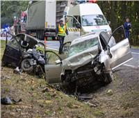 إصابة العشرات واحتراق 19 سيارة بحادث سير مروع في المجر