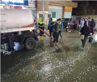 رفع تراكمات مياه الأمطار من شوارع بنها وكفر شكر بالقليوبية