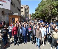 بقيادة جلال والبهنساوي والخياط .. مسيرة حاشدة من صحفيي أخبار اليوم للمشاركة في انتخابات النقابة