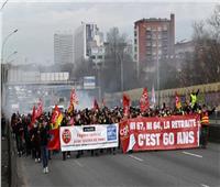 فرنسا تحظر الاحتجاجات على قانون التقاعد أمام البرلمان