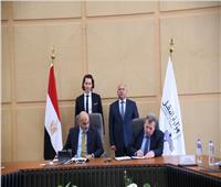 وزير النقل يشهد توقيع بروتوكول افتتاح برامج أكاديمية مصر للنقل السككي