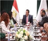 عبدالغفار يستعرض مع ممثلي الصحة العالمية جهود مصر بملف «الفيروسات الكبدية»