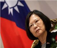 رئيسة تايوان تتفقد تدريبات الجيش قبل زيارتها المرتقبة إلى أمريكا