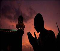 «سيف رجب»: الدعاء في رمضان مطلوب فيه الاستعانة واللجوء لله