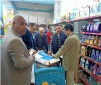 ضبط 14 مخالفة تموينية خلال حملة مكبرة على أسواق ومخابز دير مواس في المنيا
