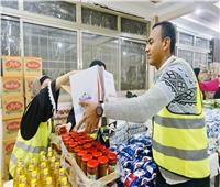 الشعب الجمهوري بسوهاج يوزع ٣٥٠٠ كرتونة رمضانية ضمن مبادرة «مع الناس»