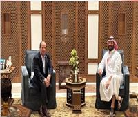 الرئيس السيسي يلتقي الأمير محمد بن سلمان عقب وصوله إلى جدة