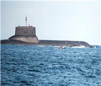 غواصة «ألروسا» الروسية تطلق طوربيدات في البحر الأسود